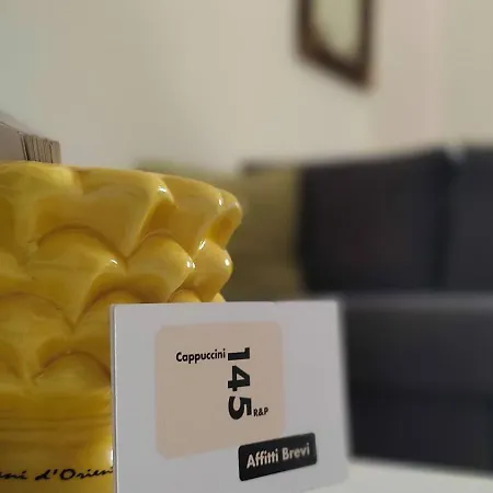 Cappuccini 145 R&p -parcheggio Gratis, 500m Dalla Cattedrale Apartamento Palermo